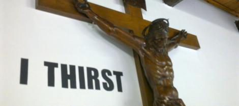 Jesus on the cross thrists for our love