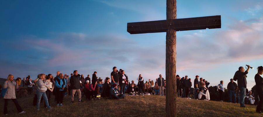 Cross
