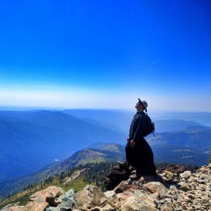 Cliff lookout 